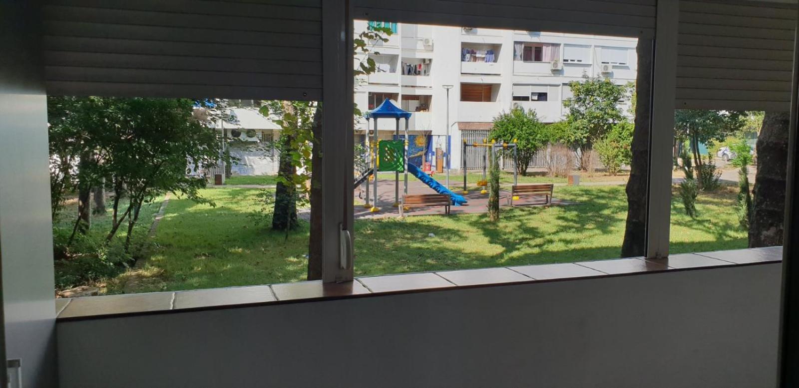 Yellow Apartment, Central Подгорица Экстерьер фото